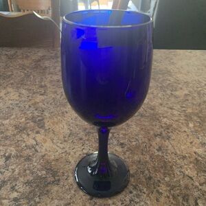 NWOT Vintage Blue Stemware Wine Glass 7.5”H 3.5”W